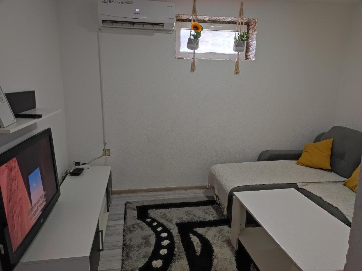 Apartment Neo Bihać Esterno foto